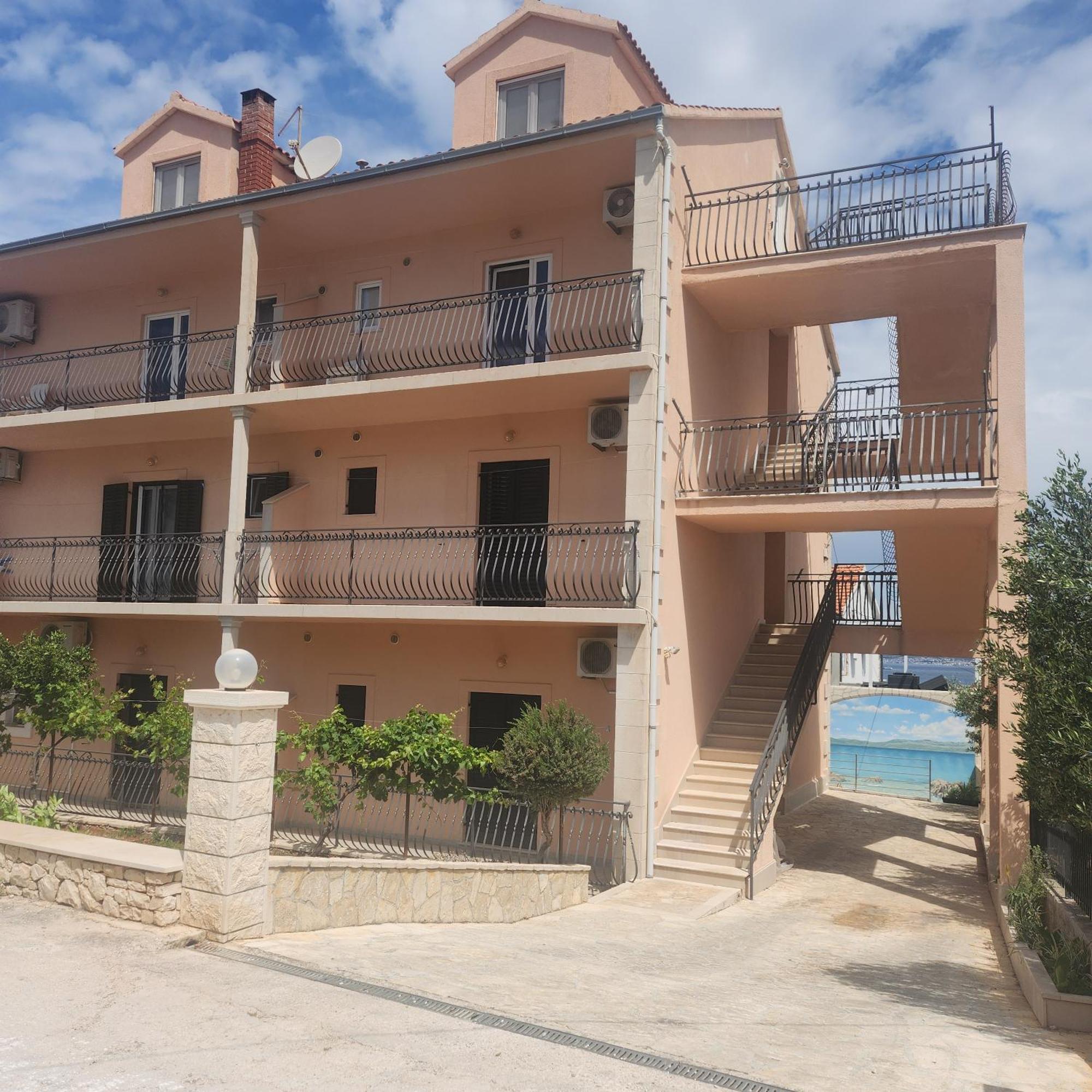 Rooms & Studio Supetar Exterior foto